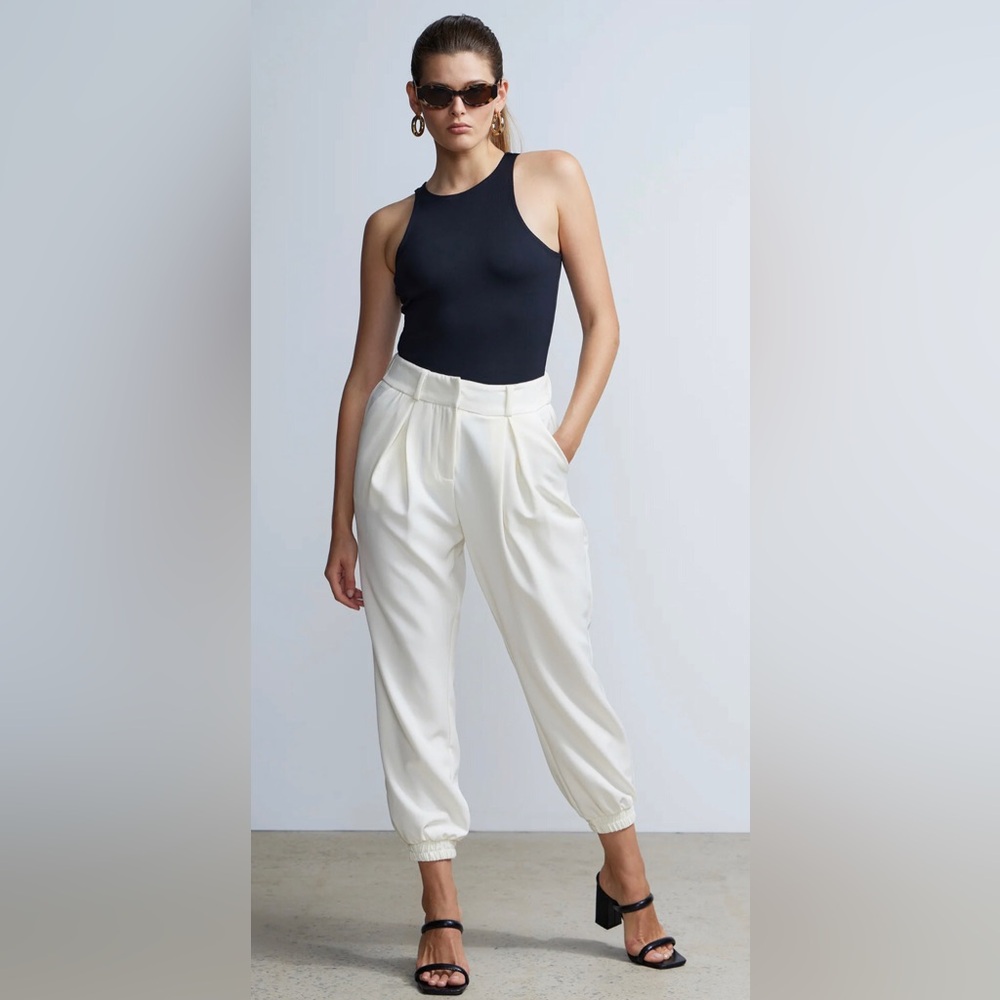 🤍✨Gorgeous Brand New w- Tags NY&CO Vanilla-Cream Silky Joggers XL